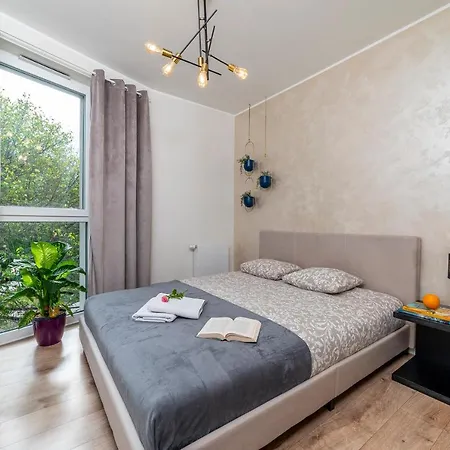 Premium Centrum Garbary 45m2 Parking Appartamento *