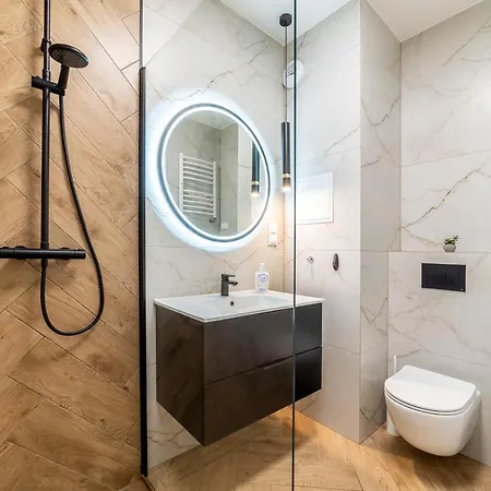 Premium Centrum Garbary 45m2 Parking Appartamento *